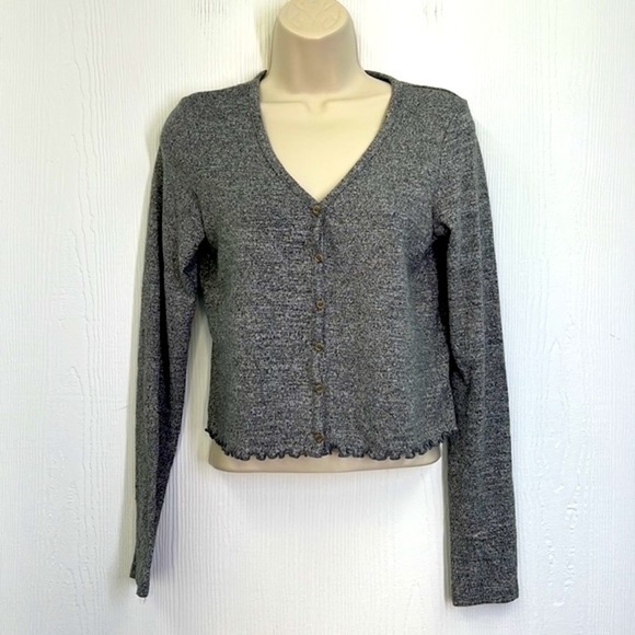 American Eagle - Gray And Black V Neck Button Down Long Sleeve Crop Top Small - Picture 2 of 9